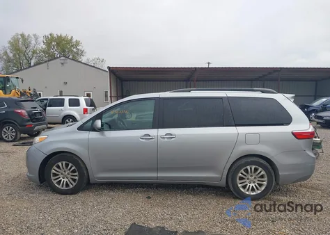 2016 Toyota Sienna Xle 8 Passenger from USA, damaged, VIN 5TDYK3DC2GS730101